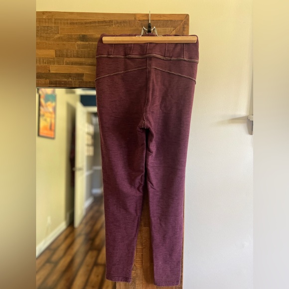 Free People Movement Hybrid Legging Brushed Maroon - Picture 6 of 6